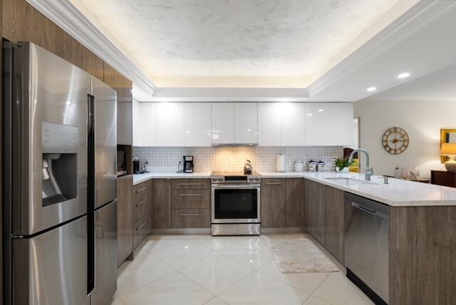 Image 2: Built-in pantry with High end appliances