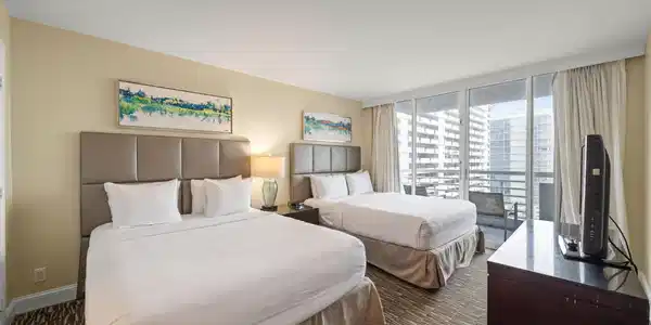 Image 3: 6-web-or-mls-2670 E Sunrise Blvd Unit 11