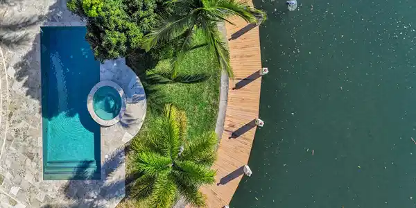 Image 3: Aerial Overview of Pool