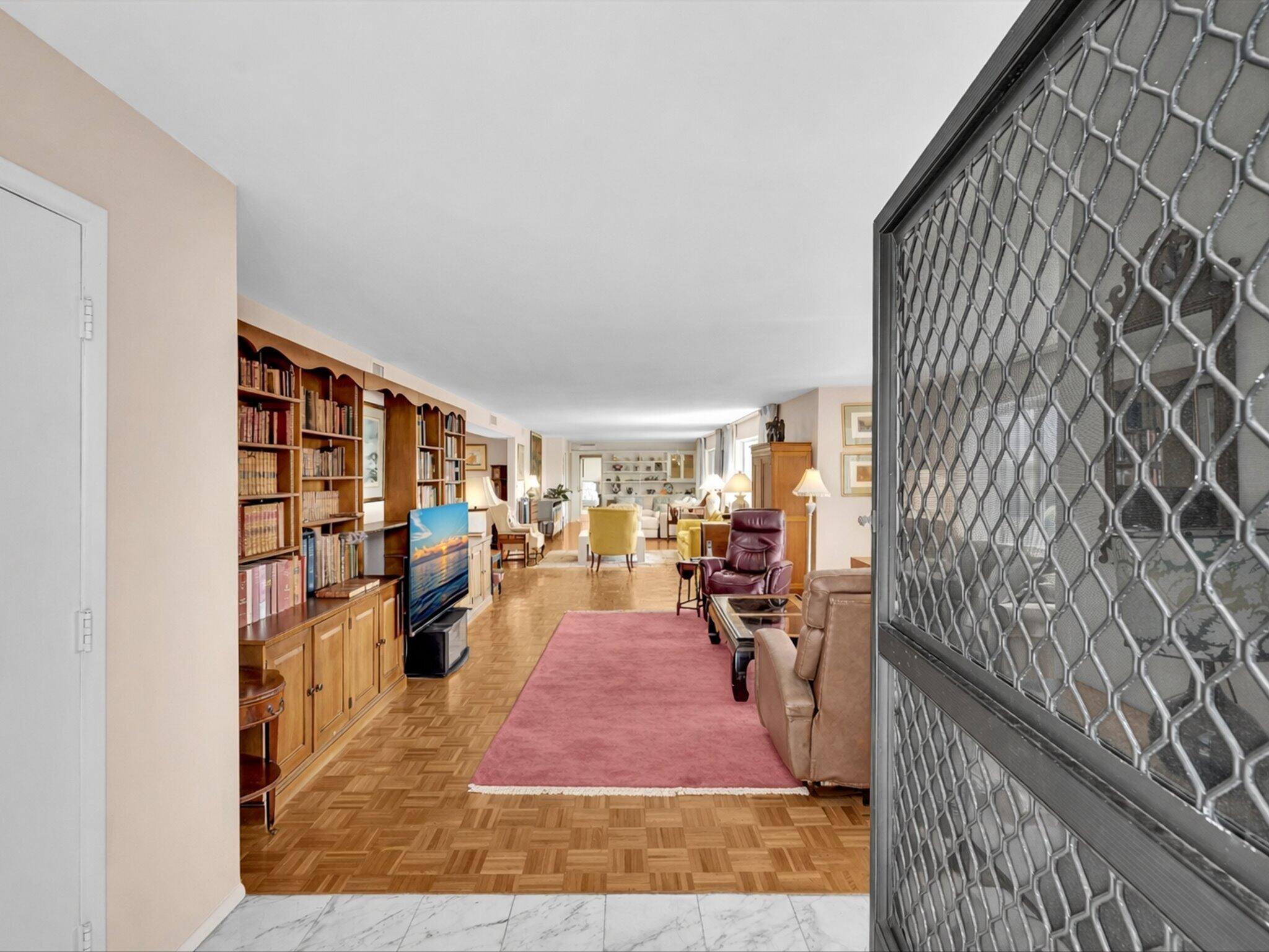 Image 1: 01-FPP00001