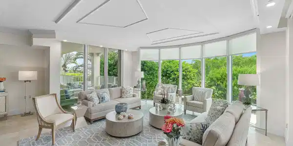 Image 3: CUSTOM LIGHTING, 9 FT CEILINGS AND NEUTRAL MARBLE