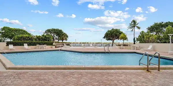 Image 4: PBH Pool