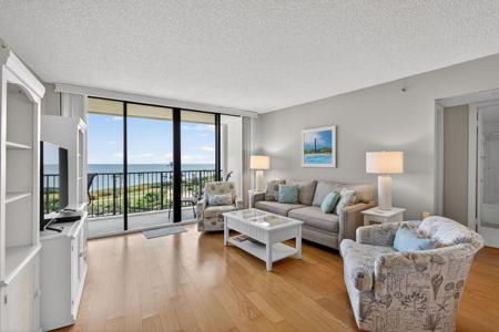 200 Ocean Trail Way
