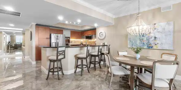 Image 4: Dining Areas