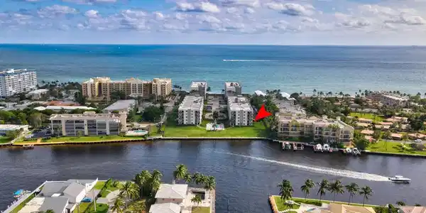1236 Hillsboro Mile