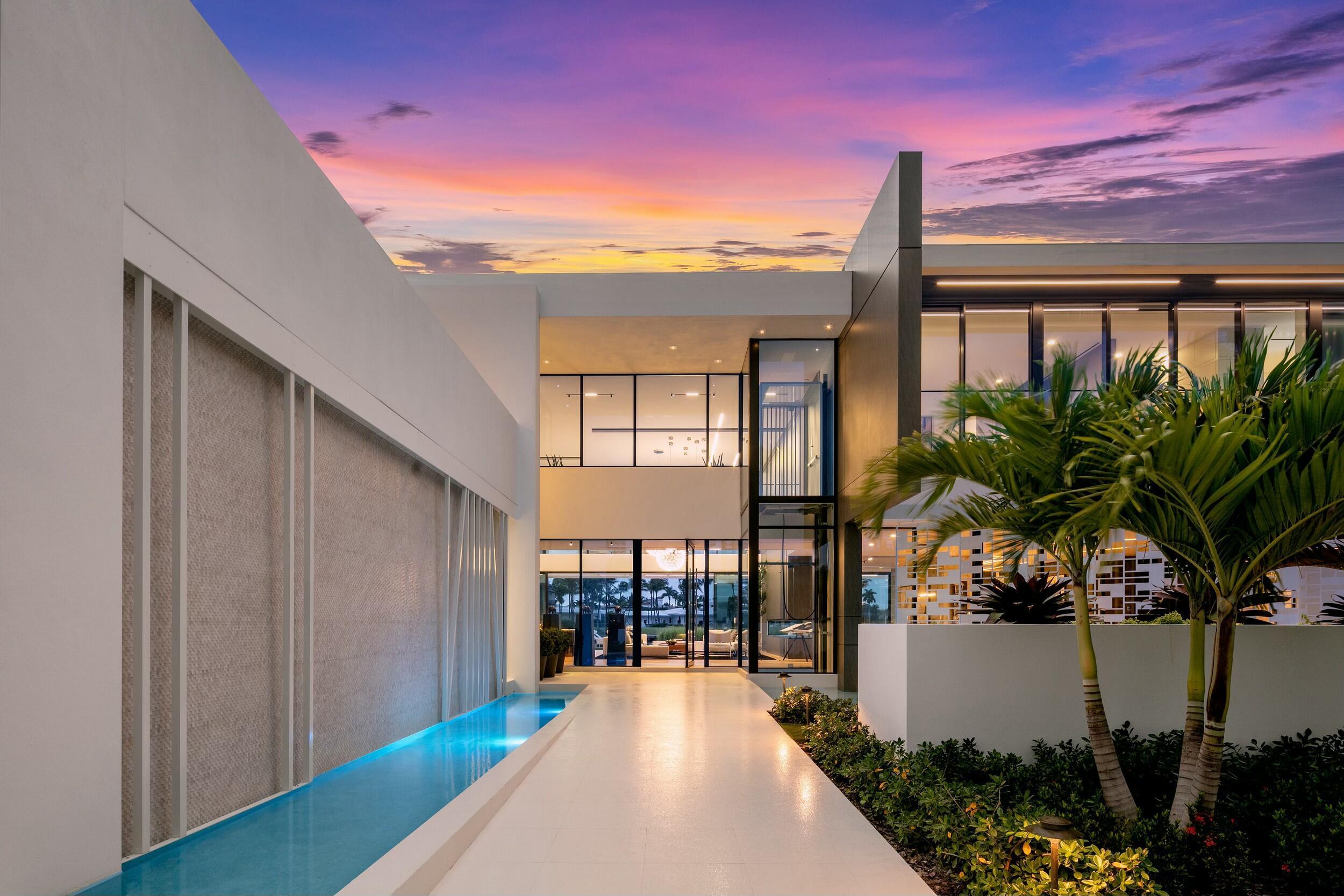 Image 2: Twilight entry