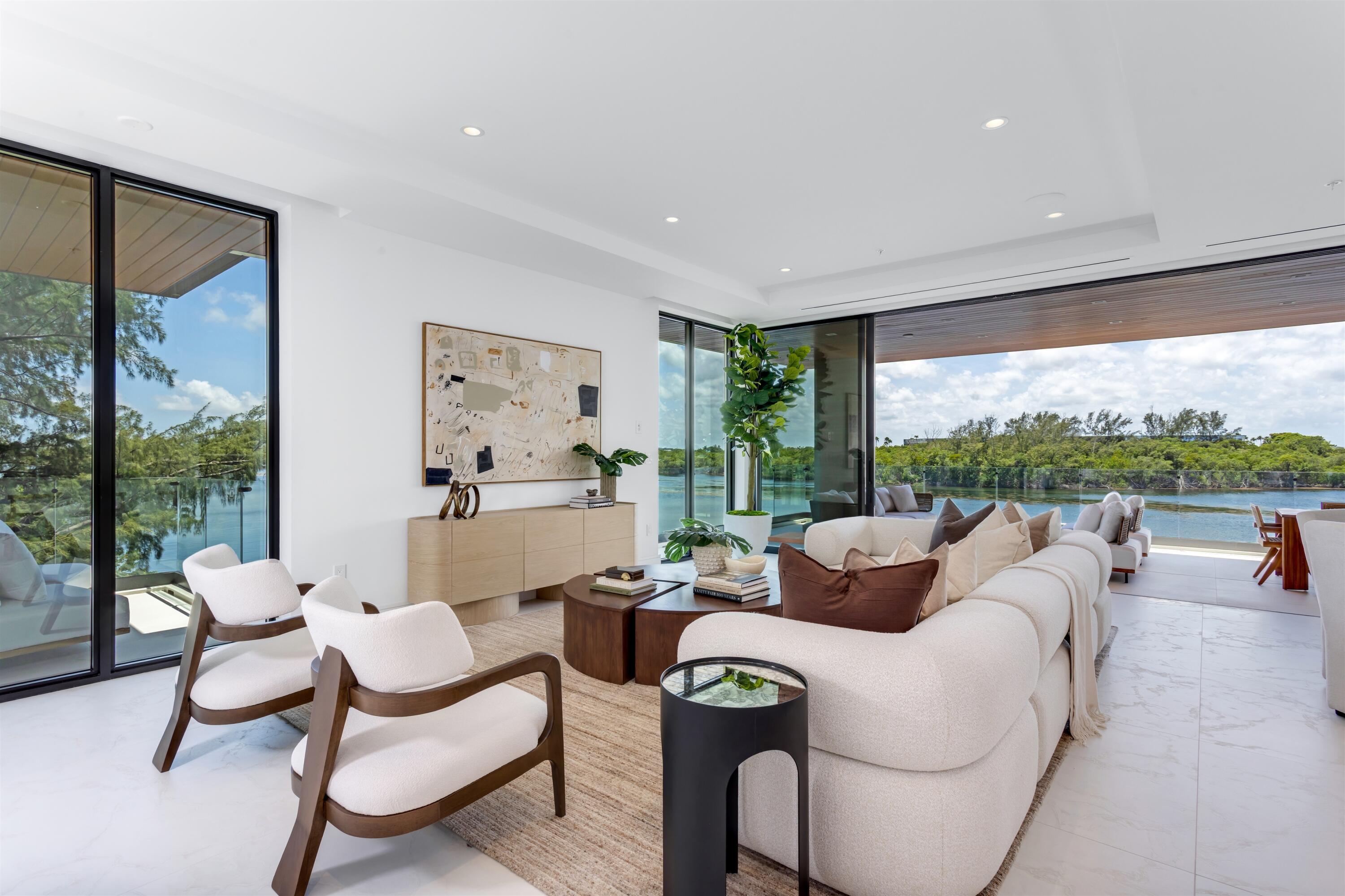 Image 4: WATERVIEW LIVING ROOM