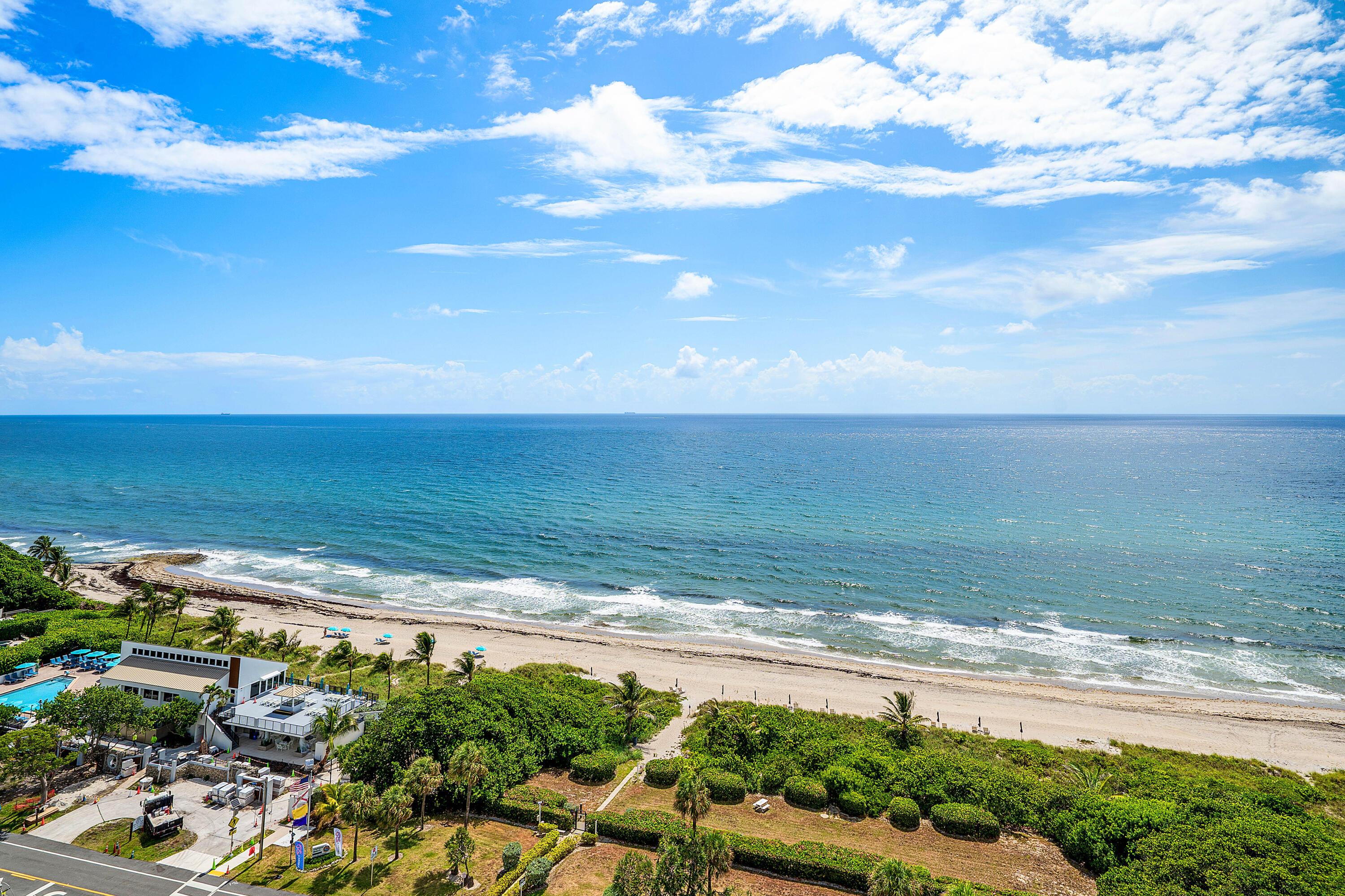 Image 3: DIRECT OCEAN VIEWS