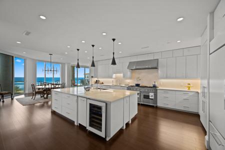 3000 S Ocean Boulevard