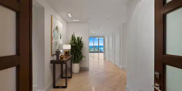 Image 2: Foyer
