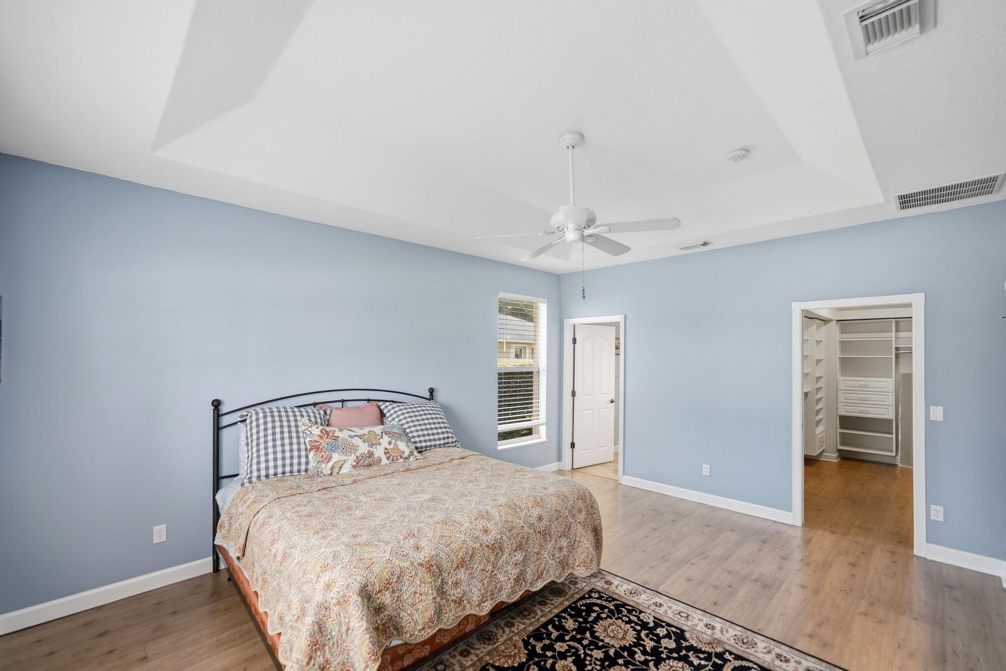 Image 3: 48-web-or-mls-426-ne-vanda-terrado