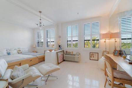 235 Sunrise Avenue