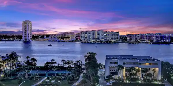 550 S Ocean Boulevard