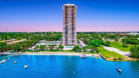 5600 N Flagler Drive