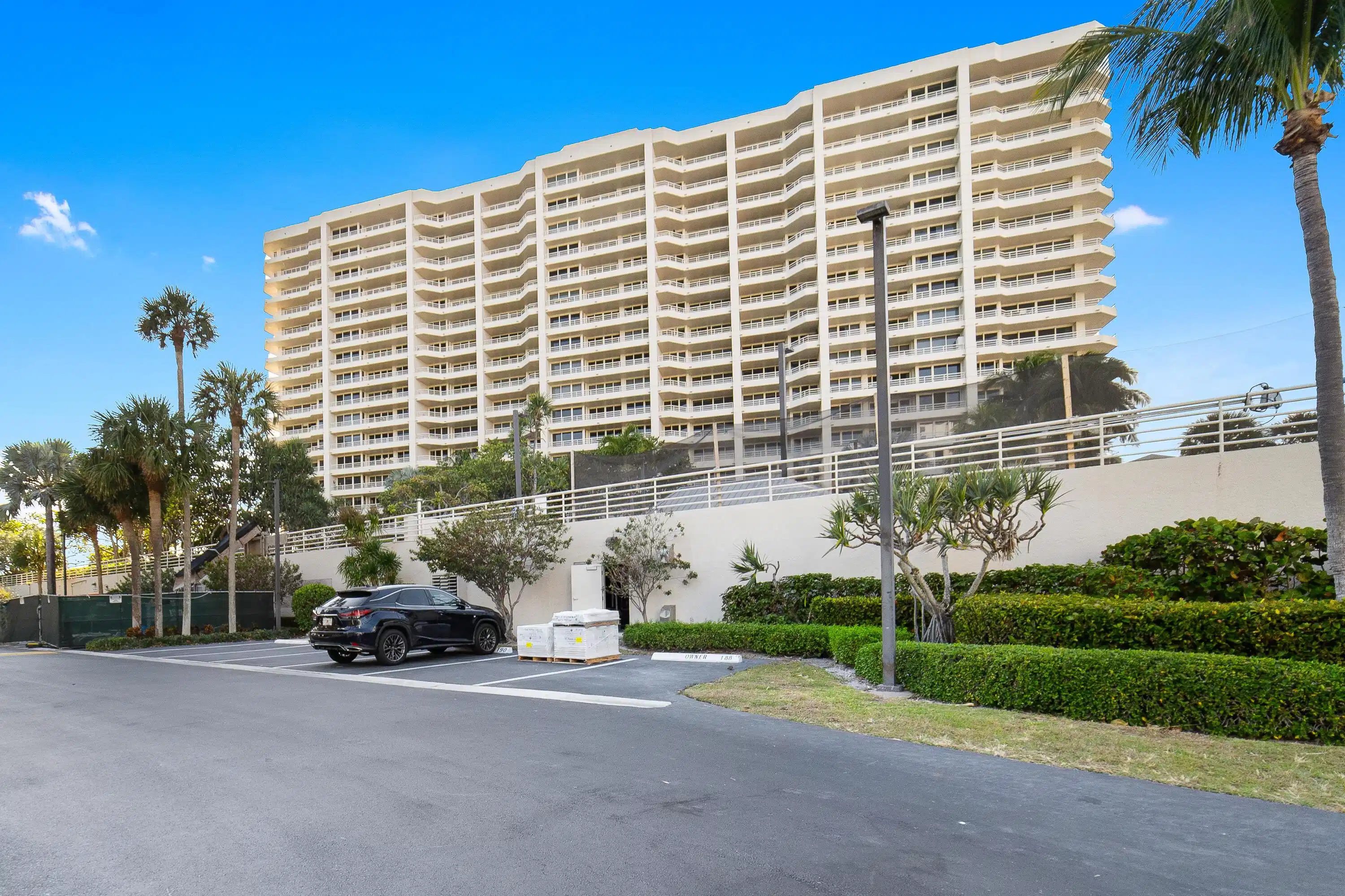 Image 1: 4101 N Ocean Blvd