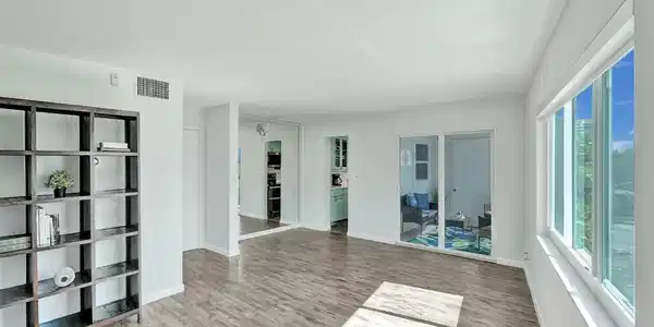 720 Bayshore Drive