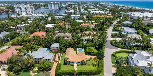 Image 2: 1017 Tamarind Aerial1