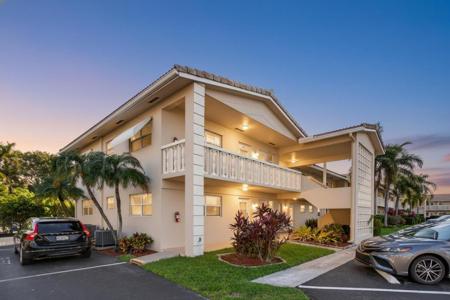 2131 NE 42nd Court