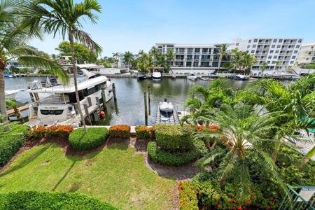 410 Hendricks Isle