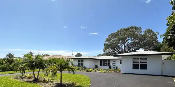 1950 NE 30 Street