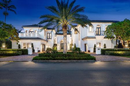 420 E Coconut Palm Road