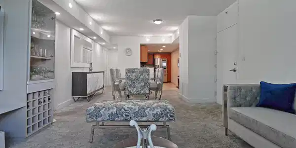 7501 E Treasure Drive