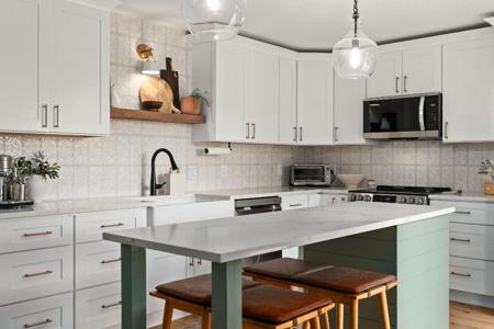 3011 SW Sunset Trace Circle