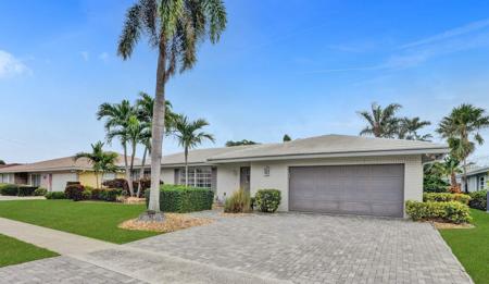2440 NE 46th St