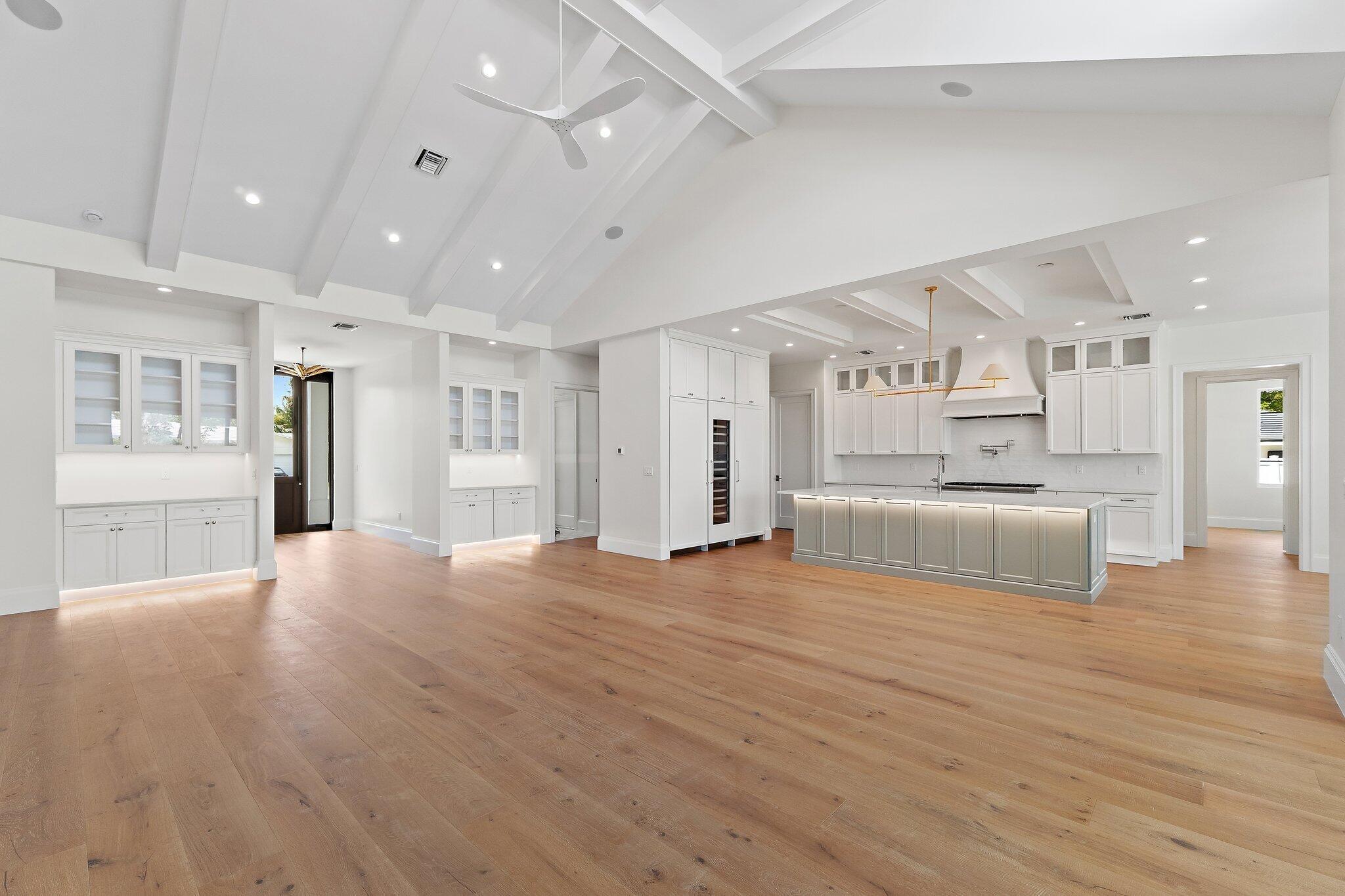 Image 3: Great Room