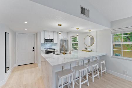 1145 Lake Shore Drive