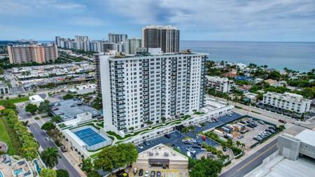 3015 N Ocean Boulevard