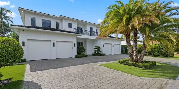 2265 Queen Palm Road