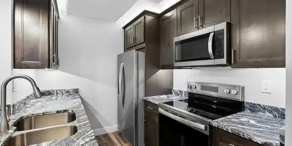 2518 SE Anchorage Cove