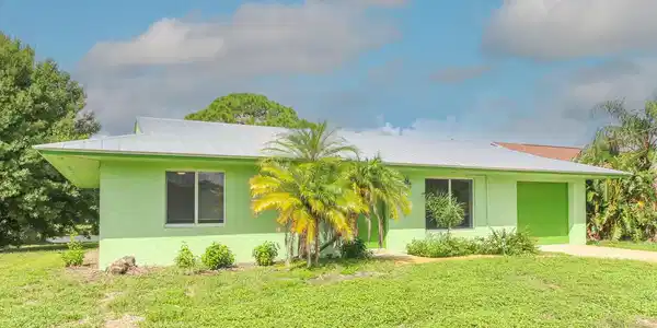 Image 2: Front Left