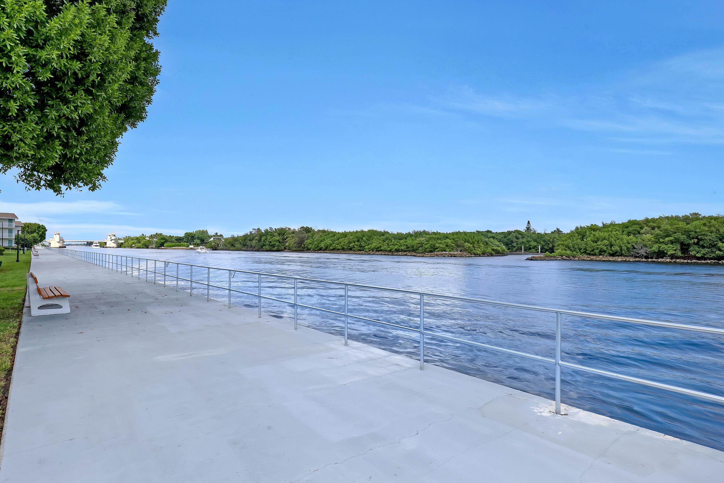 Image 2: Intracoastal walking path