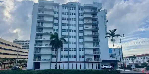211 S Ocean Drive