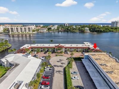 711 NE Harbour Terrace