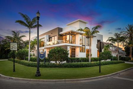 303 S Maya Palm Drive