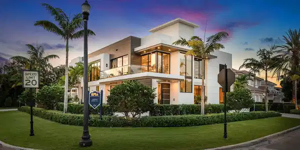 303 S Maya Palm Drive