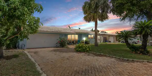 1973 Windward Dr