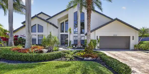 2920 NE 47th Street