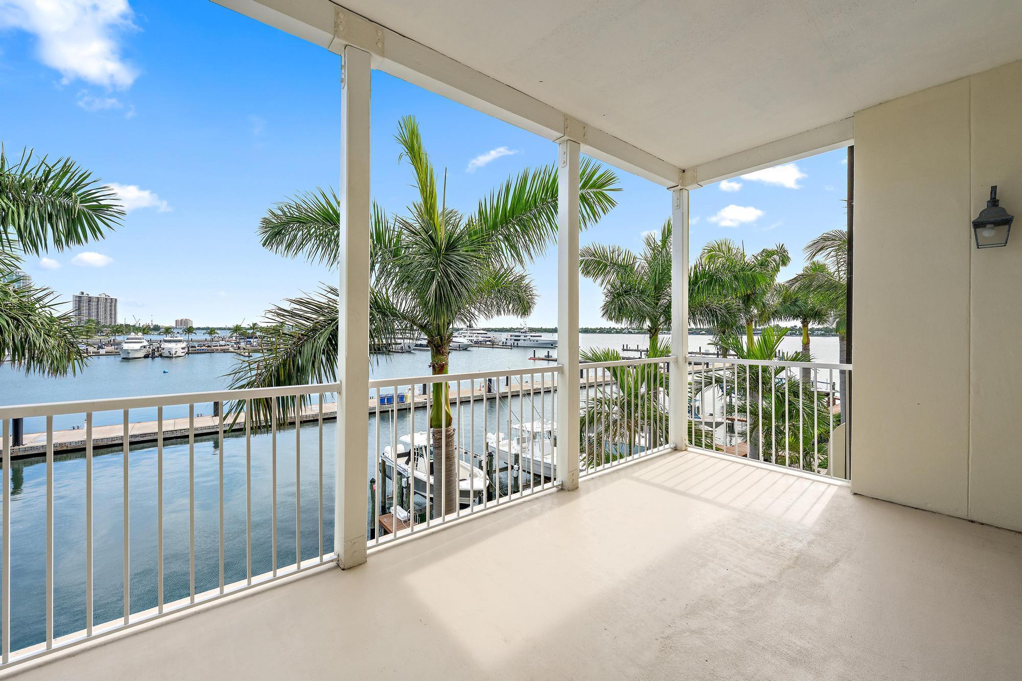 Image 4: 3920 N Flagler Dr 301-4