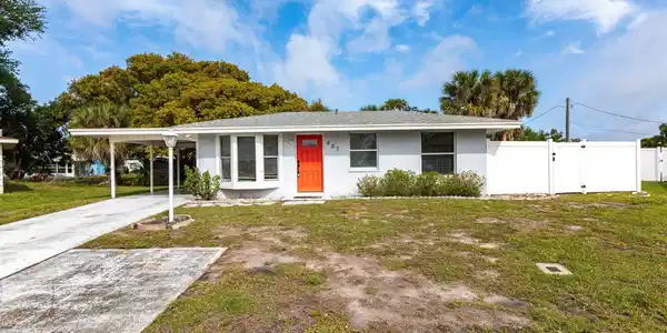 487 Sunnyside Drive