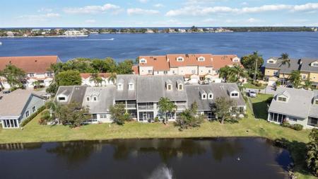 53 N Lakeshore Drive N