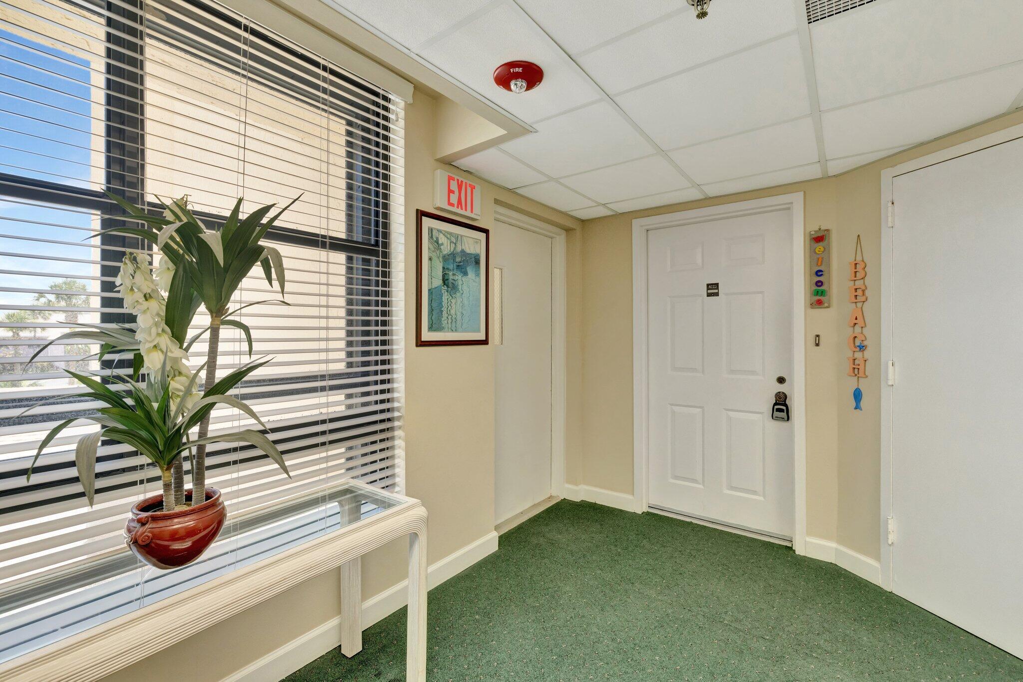 Image 3: 1-web-or-mls-3A5A2142