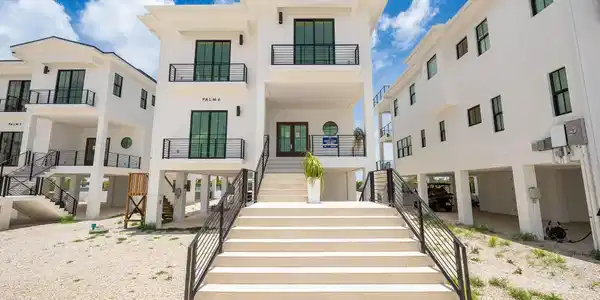 Image 2: 6-web-or-mls-NDP-231-E-Shore-6-8080