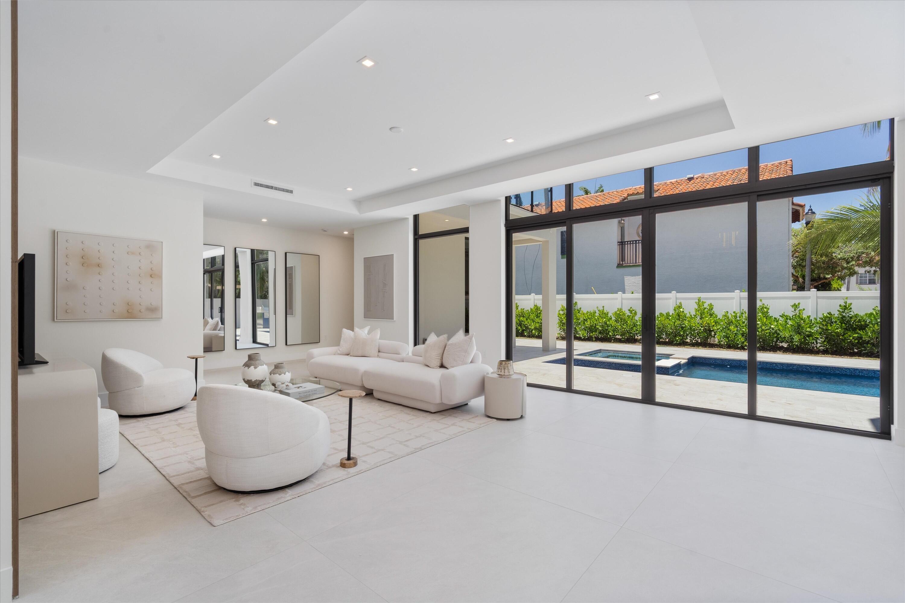 Image 4: 05-13 Eastview Ave Delray Beach, FL-202
