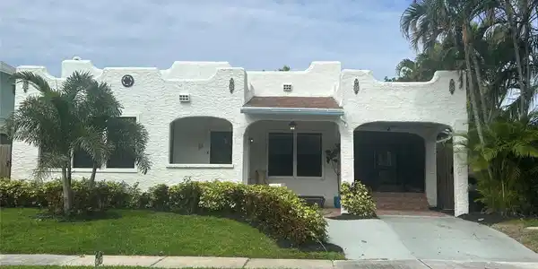 184 Yale Dr