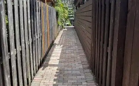 Image 4: 4