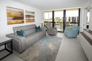 2707 N Ocean Boulevard